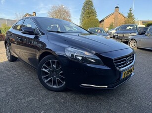 Volvo V40 2.0D SUMMUM AUTOMAAT