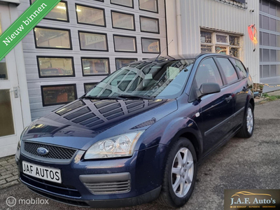 Ford Focus Wagon 1.6 Airco Cruise APK trekhaak