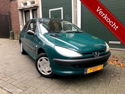 Peugeot 206 1.4 XR|Met APK|Trekhaak