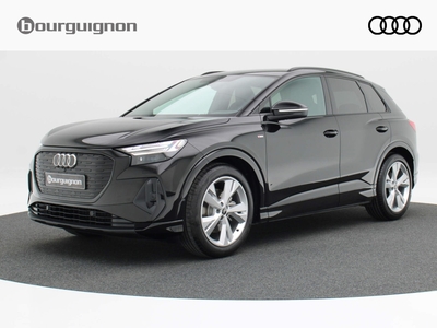 AUDI Q4 e-tron 35 S edition | 14000,- voordeel!! | Zwart optiek | Matrix | Privacy glass