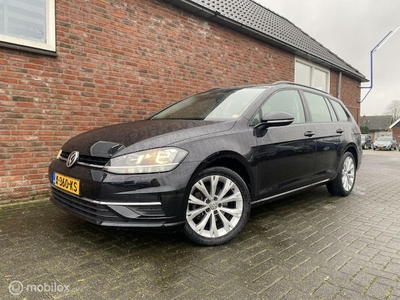 Volkswagen Golf Benzine