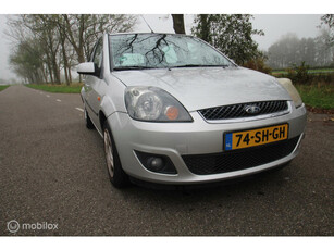 Ford Fiesta 1.6-16V Futura