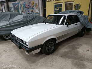 Hele mooie gerestaureerde Ford Capri 3000 S met handbak