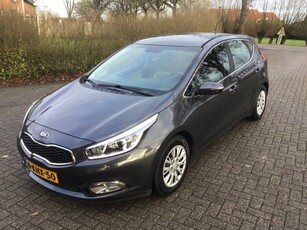 Kia Cee'd Ceed 1.6 GDI BUSINESS PACK