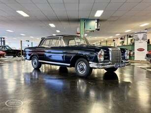 Mercedes-Benz 220 SE - ONLINE AUCTION