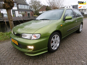 Nissan Almera 1.6 SR 100pk Airco Keurige auto voor liefhebber