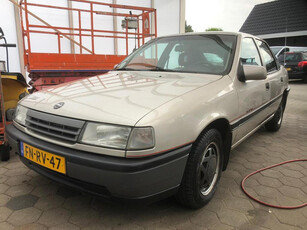 Opel Vectra 1.8i GL Frisco | Youngtimer | 5deurs | 143.000km | Uniek | 1992 | Zeer nette staat | Inruil mogelijk