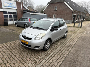 Toyota Yaris 1.0 VVTi Acces