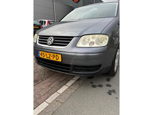 Volkswagen Touran 1.6-16V FSI Trendline / Airco / Elek ramen