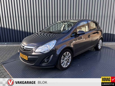 Opel Corsa 1.4 100Pk Cosmo | Navi | Parkeersensoren | Climate Control |