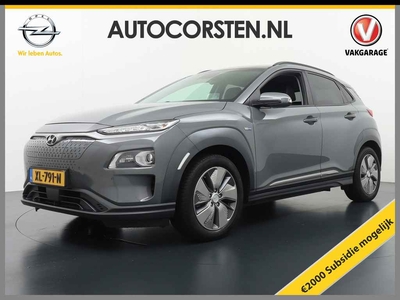 Hyundai Kona Gereserveerd 64 kWh 204pk + 2.000,- Subsidie!! AutoPilot Leer Navi Head-Up-Display Camera WarmtePomp Standkachel Elektr.Stoelen+