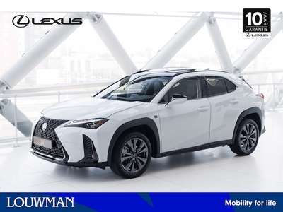 Lexus UX Benzine