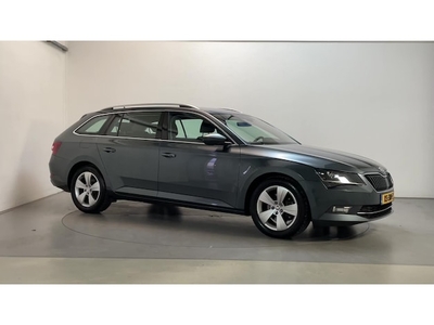 Skoda Superb Benzine