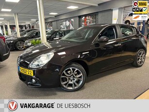 Alfa Romeo Giulietta 1.4 T Distinctive Lusso,Automaat,facelift,Navigatie,pdc,170pk!