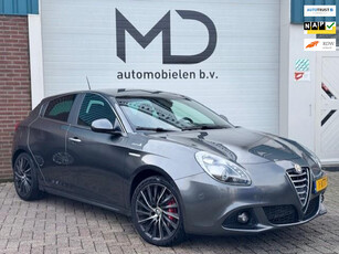 Alfa Romeo Giulietta 1.6 JTDm Exclusive QV line-LED-Trekhaak