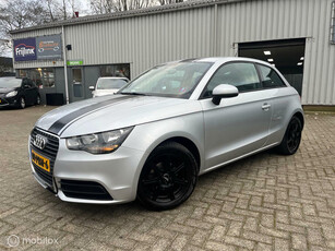 Audi A1 1.2 TFSI BLACK/SILVER EDITION