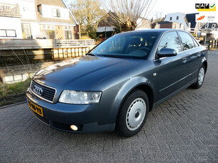 Audi A4 Limousine 2.0 Exclusive Automaat Clima Cruise Youngtimer