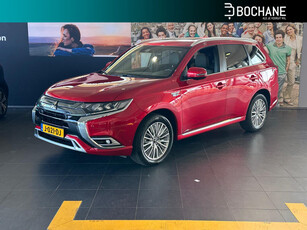 Mitsubishi Outlander 2.4 PHEV Instyle | Schuifdak | Lederen bekleding | Camera |