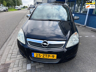 Opel Zafira 1.6 Essentia