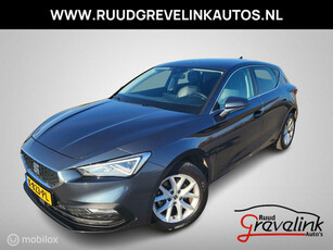 Seat Leon TSI 110 PK H6 (NIEUWE MODEL) Navi Camera Stoelverwarming LeerAlcantara Parkassist