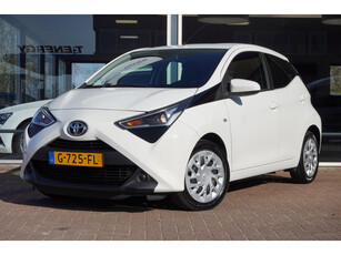 Toyota Aygo 1.0 VVT-i x-play limited | 5deurs | Camera | Airco | Elek. Pakket | 2019 | Inruil mogelijk