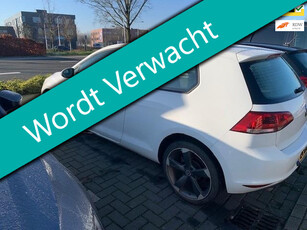 Volkswagen Golf 1.2 TSI Highline 1e eig. Clima Navi Trekhaak 1300kg