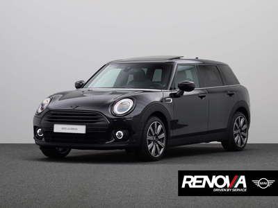 MINI MINI Clubman Cooper | CLASSIC UITVOERING | PREMIUM PLUS PAKKET | Donker glas | Piano Black Exterieur | 18 inch LM wielen |