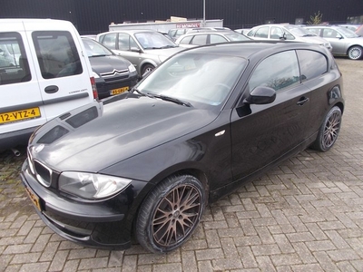 BMW 1-serie 116i ( MOTOR DEFECT! ) (bj 2010)