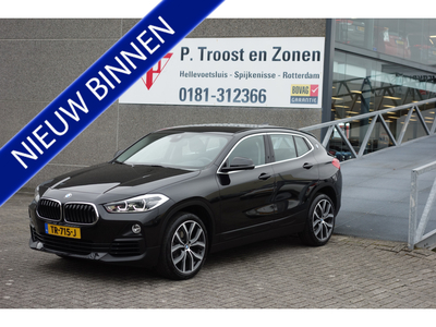 BMW X2 sDrive18i AUTOMAAT/NAVIGATIE/CLIMA-AIRCO/19 INCH L.M. VELGEN/PARKEERSENSOREN VOOR & ACHTER/BLEUTOOTH/KEYLESS START/CRUISE CONTROL.