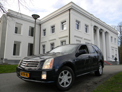 Cadillac SRX 3.6 V6 4WD 7 PERSOONS, LEDER, YOUNGTIMER