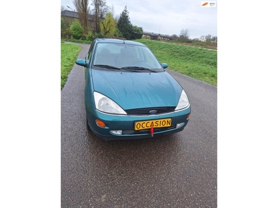 Ford Focus 1.6-16V Ghia