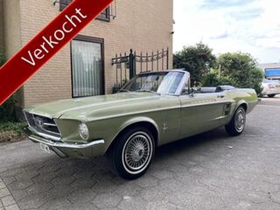 Ford MUSTANG V 8 Cabrio 100 % originele Top Staat