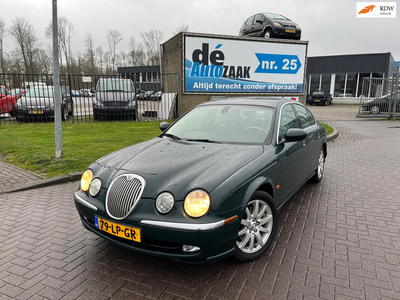 Jaguar S-type 4.2 V8 Executive