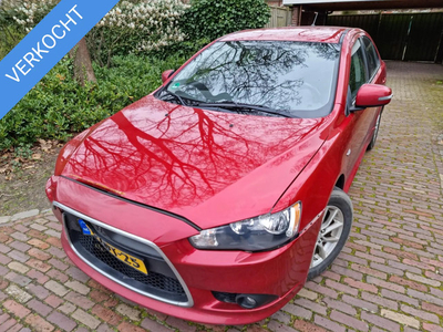 Mitsubishi Lancer Sportback 1.6 Ltd BLIKSCHADE