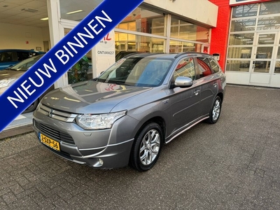 Mitsubishi Outlander Benzine - Elektrisch 2.0 PHEV Instyle+