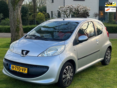 Peugeot 107 1.0-12V XR Urban Move Airco Elektrische ramen