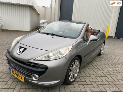 Peugeot 207 CC 1.6 VTi Féline / AUT / Leer