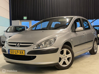 Peugeot 307 2.0-16V XT Airco | Trekhaak | Dealer onderhouden