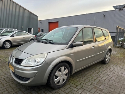 Renault Grand Scénic 2.0-16V Business Line