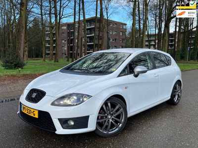 Seat Leon 2.0 TDI FR Cruise Clima PDC Wit 140 Pk