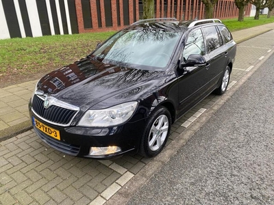 Skoda Octavia Combi 1.6 TDI Greentech Ambition Business