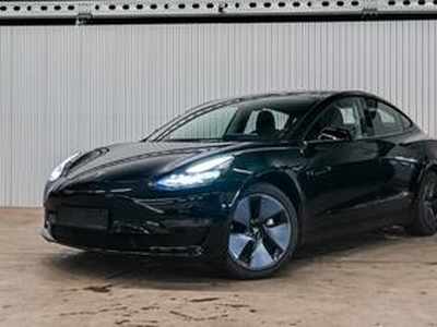 Tesla Model 3 LONG RANGE AWD/ 12% BIJTELLING / GLAZEN DAK