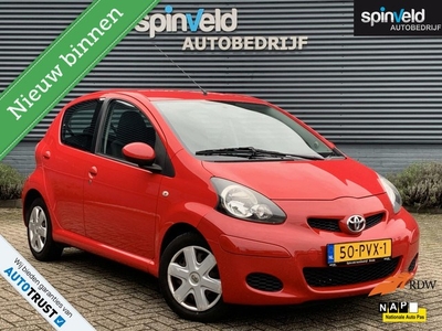 Toyota Aygo 1.0-12V Comfort Navigator BJ`11 NAP BTW Dealer