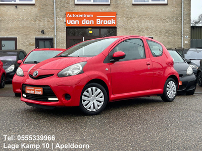 Toyota Aygo 1.0 VVT-i Comfort Airco Led/Dag Rij Verlichting Elec Pakket Nw Apk