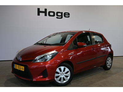 Toyota Yaris 1.5 Full Hybrid Aspiration ECC Cruise control Navigatie Camera Inruil mogelijk