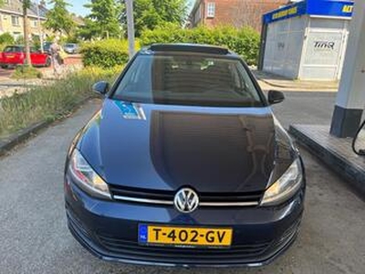 Volkswagen GOLF 1.2 TSI Highline Panorama Dak, Xenon