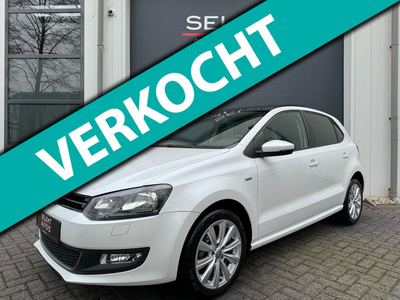 Volkswagen Polo 1.2-12V Life 69 PK Panoramadak/Cruise/Climate/Navigatie/Stoelverwarming/PDC/Elekt Ramen/Elekt Spiegels/Apk 02-2025