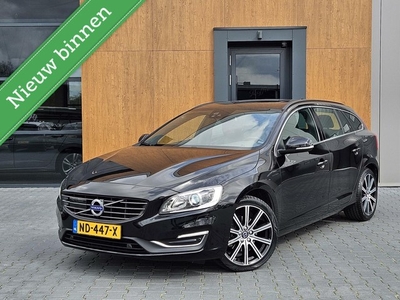 Volvo V60 D4 Summum Schuifdak Adaptive Cruise Leder