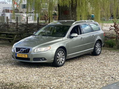 Volvo V70 2.5T Summum