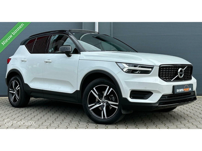 Volvo XC40 T3 163 PK R-Design Pano.dak/Trekhaak/LED/Two-tone/Lane/ACC